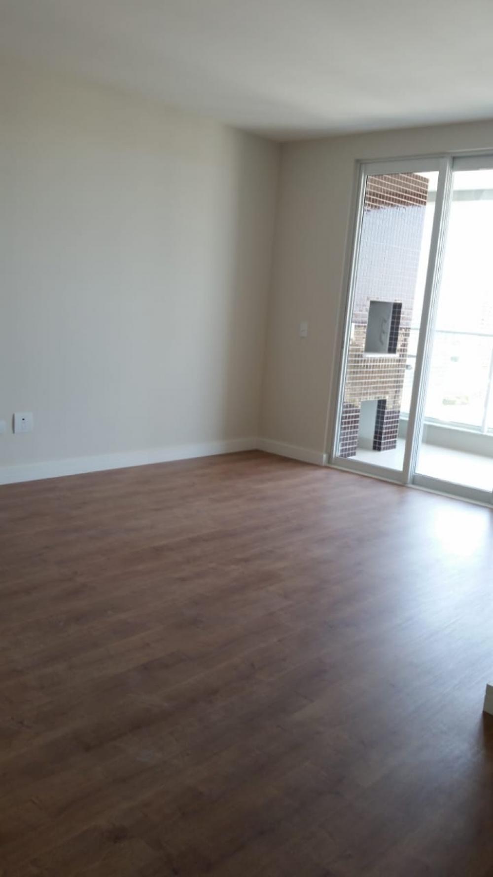 Maringa Apartamento Venda R$650.000,00 Condominio R$500,00 3 Dormitorios 1 Suite Area construida 101.00m2 Maringa Apartamento Venda R$650.000,00 Condominio R$500,00 3 Dormitorios 1 Suite Area construida 101.00m2