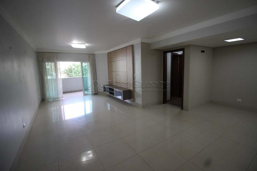Maringa Apartamento Locacao R$ 2.800,00 Condominio R$1.400,00 3 Dormitorios 3 Suites Area construida 180.00m2 Maringa Apartamento Locacao R$ 2.800,00 Condominio R$1.400,00 3 Dormitorios 3 Suites Area construida 180.00m2