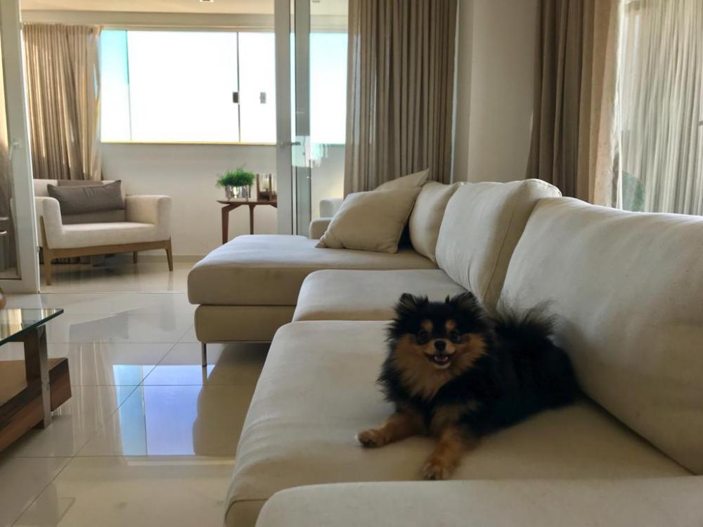 Maringa Apartamento Venda R$2.480.000,00 Condominio R$650,00 3 Dormitorios 3 Suites Area construida 207.03m2 Maringa Apartamento Venda R$2.480.000,00 Condominio R$650,00 3 Dormitorios 3 Suites Area construida 207.03m2