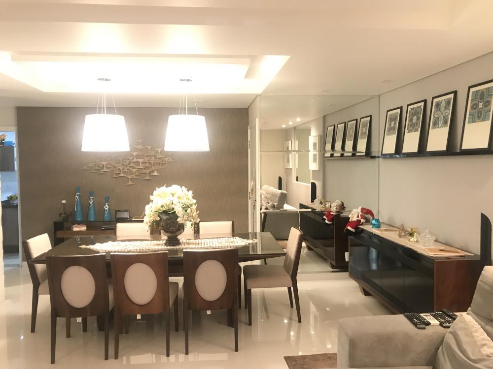 Maringa Apartamento Venda R$1.100.000,00 Condominio R$850,00 3 Dormitorios 1 Suite Area construida 166.73m2 Maringa Apartamento Venda R$1.100.000,00 Condominio R$850,00 3 Dormitorios 1 Suite Area construida 166.73m2