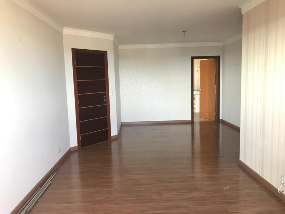Maringa Apartamento Venda R$695.000,00 Condominio R$800,00 3 Dormitorios 1 Suite Area construida 124.10m2 Maringa Apartamento Venda R$695.000,00 Condominio R$800,00 3 Dormitorios 1 Suite Area construida 124.10m2