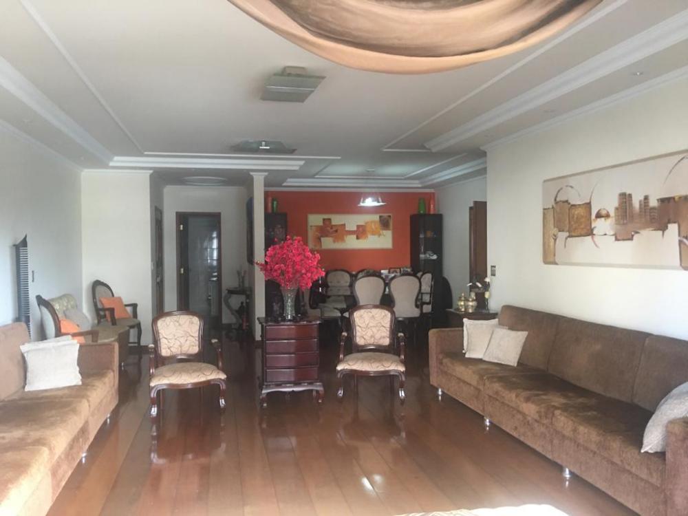 Maringa Apartamento Venda R$980.000,00 Condominio R$997,50 4 Dormitorios 2 Suites Area construida 260.63m2 Maringa Apartamento Venda R$980.000,00 Condominio R$997,50 4 Dormitorios 2 Suites Area construida 260.63m2