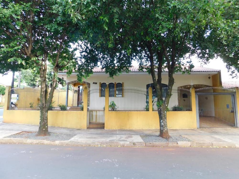 Maringa Casa Venda R$580.000,00 4 Dormitorios 1 Suite Area do terreno 332.77m2 Area construida 227.01m2 Maringa Casa Venda R$580.000,00 4 Dormitorios 1 Suite Area do terreno 332.77m2 Area construida 227.01m2