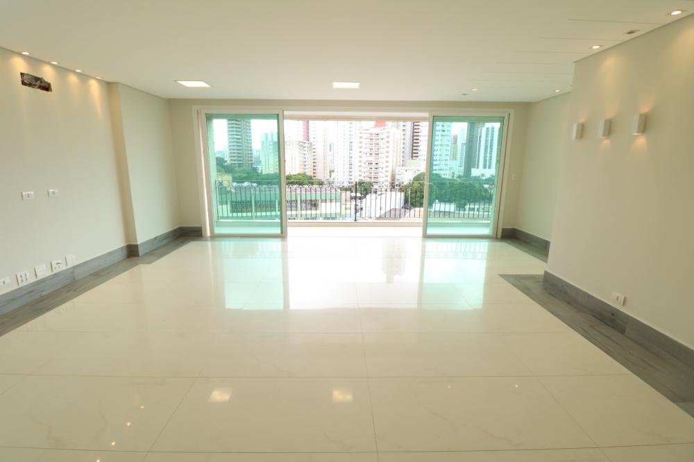 Maringa Apartamento Locacao R$ 6.000,00 Condominio R$1.350,00 3 Dormitorios 3 Suites Area construida 246.11m2 Maringa Apartamento Locacao R$ 6.000,00 Condominio R$1.350,00 3 Dormitorios 3 Suites Area construida 246.11m2