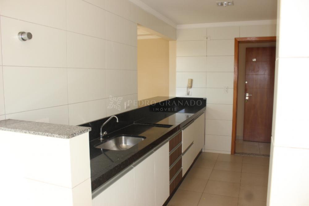 Maringa Apartamento Locacao R$ 1.850,00 Condominio R$480,00 3 Dormitorios 1 Suite Area construida 100.00m2 Maringa Apartamento Locacao R$ 1.850,00 Condominio R$480,00 3 Dormitorios 1 Suite Area construida 100.00m2
