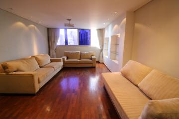 Maringa Zona 01 Apartamento Locacao R$ 2.500,00 Condominio R$510,00 3 Dormitorios 1 Vaga 