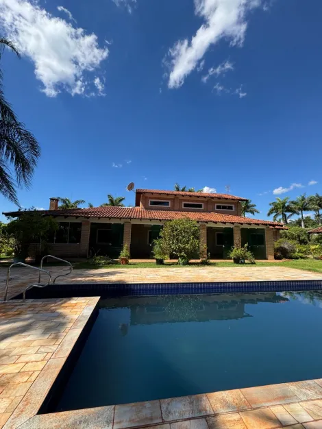 Maringa Gleba Ribeirao Sarandi casasobrado Venda R$4.800.000,00 Condominio R$950,00 3 Dormitorios 12 Vagas Area do terreno 4403.00m2 Area construida 445.98m2