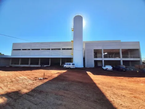 Maringa Km 130 Comercial Locacao R$ 120.000,00  8 Vagas Area do terreno 5357.71m2 Area construida 5494.47m2
