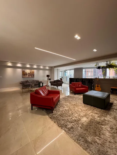 Maringa Zona 01 Apartamento Venda R$4.500.000,00 Condominio R$2.700,00 4 Dormitorios 6 Vagas Area construida 219.22m2